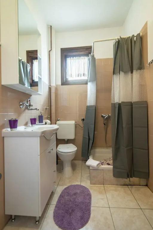 Room Anton