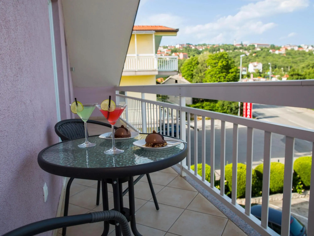 Lavish Apartment in Imotski near Blue Lake