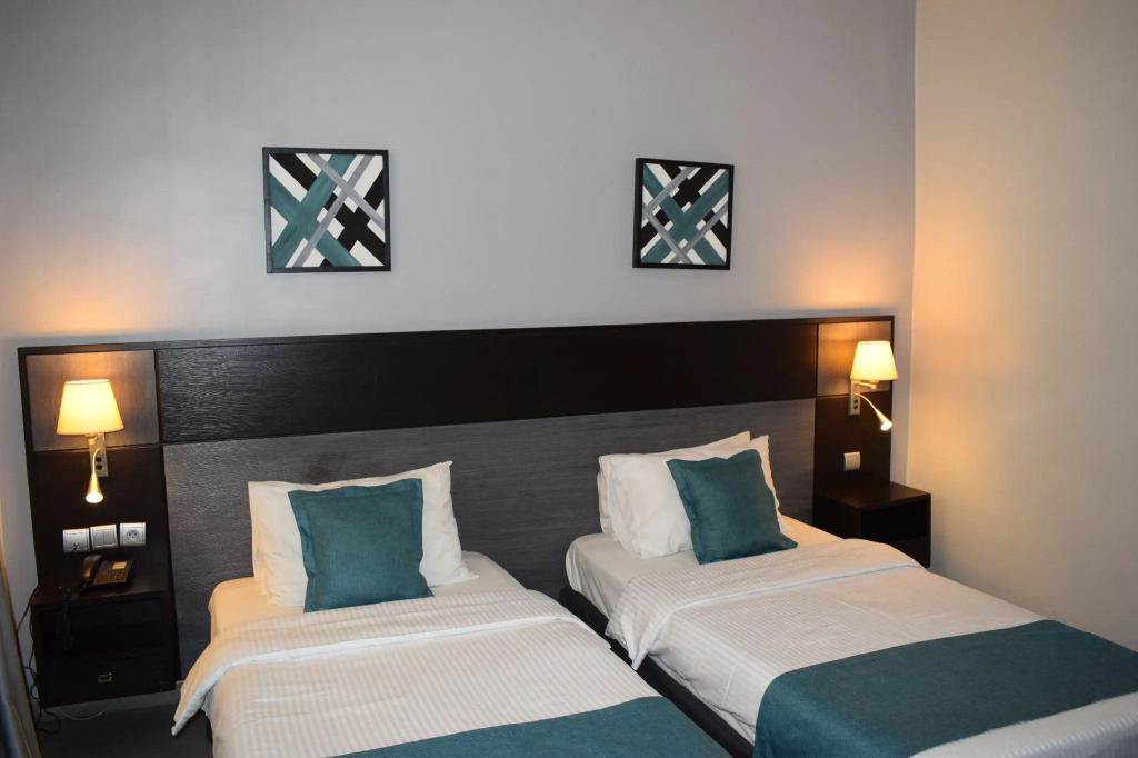 Hotel Farid