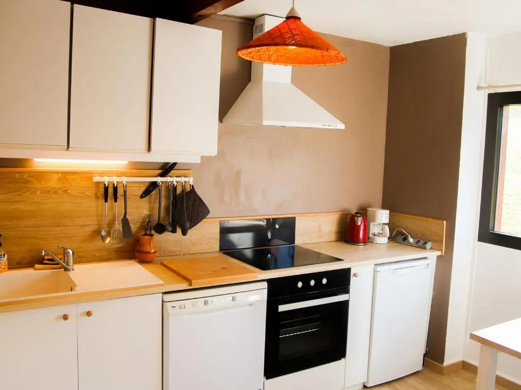Appartement Enchastrayes, 2 pièces, 6 personnes - FR-1-165A-103