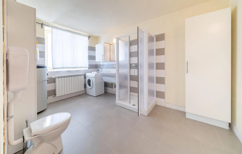 Amazing Home in Vesio di Tremosine BS With 2 Bedrooms, Wifi and Outdoor Swimming Pool