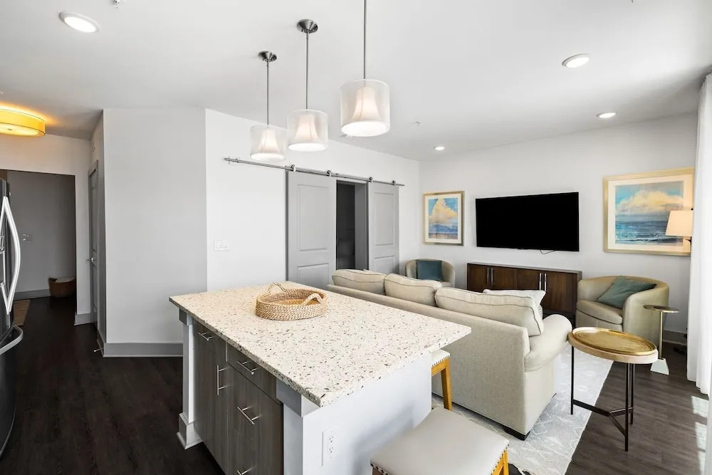 The Pointe 344 2 Bedroom Condo by RedAwning
