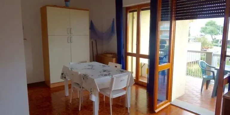 M89 - Marcelli, trilocale con terrazzo a 30mt dal mare