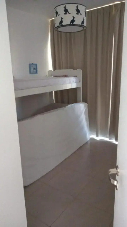 Casa Amplia, Luminosa con Parrilla!