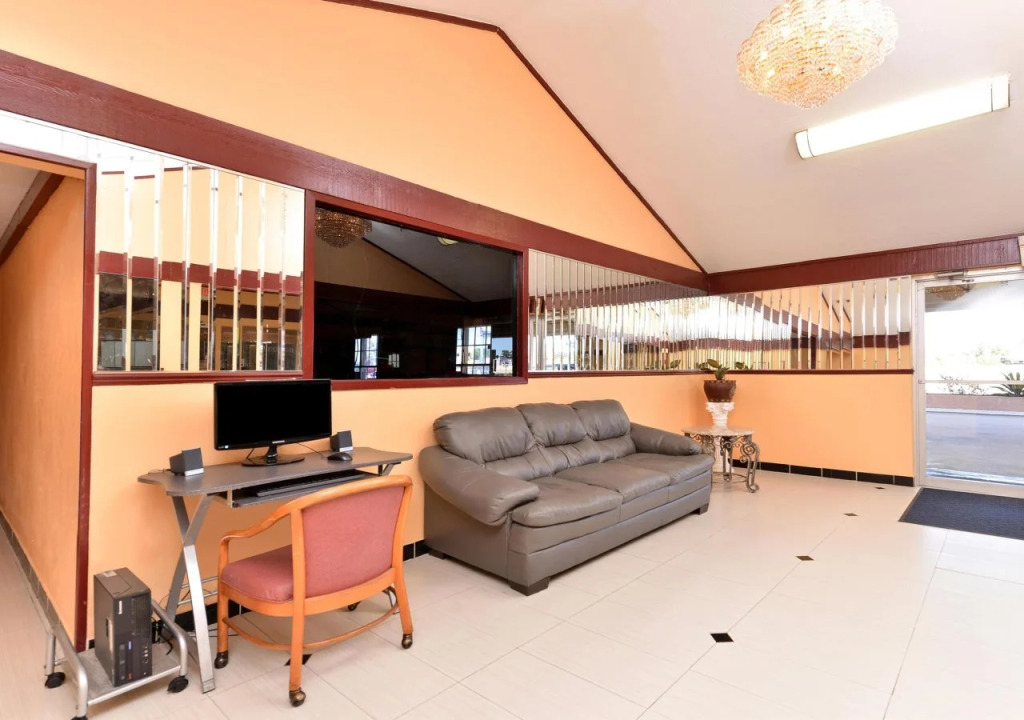 Days Inn Conroe