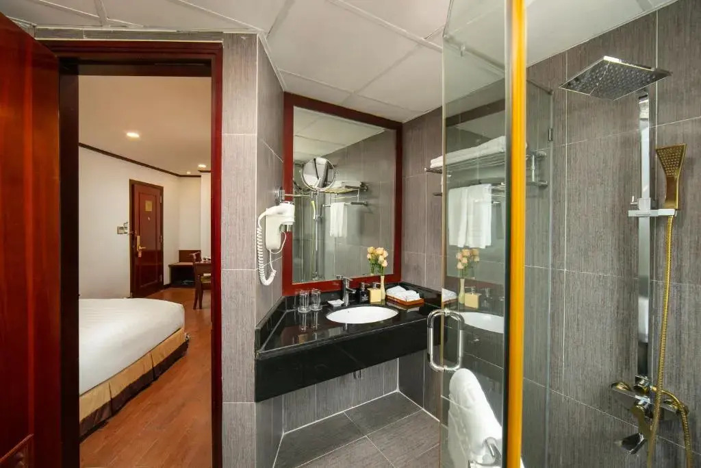 May De Ville Trendy Hotel & Spa