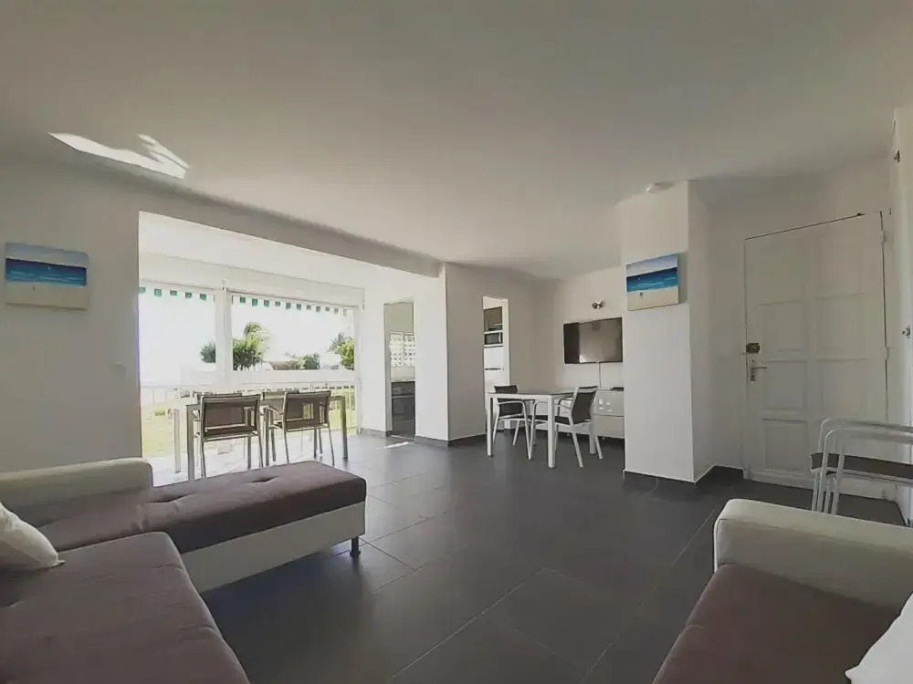 Apartment with One Bedroom in Sainte-Anne, with Wonderful Sea View, Enclosed Garden And Wifi - 3 M From the Beach