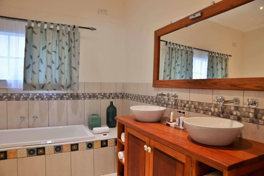 Batonka Guest Lodge