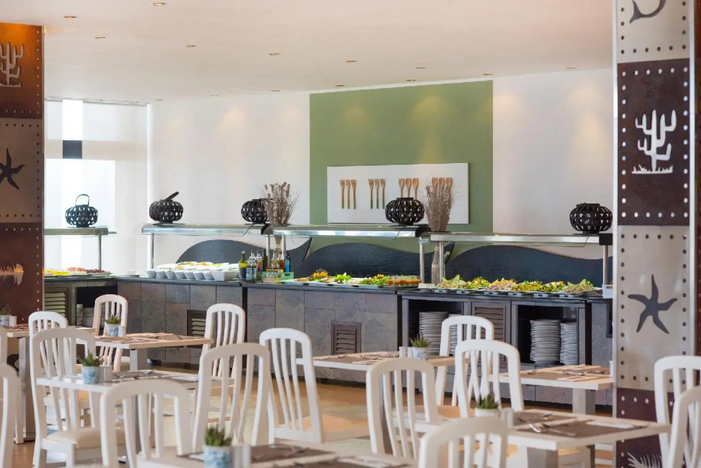 Iberostar Waves Bouganville Playa