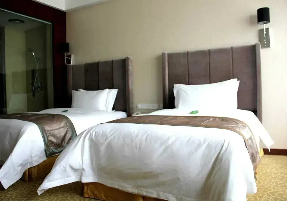 Hongcheng Yuehai Hotel - Qingdao