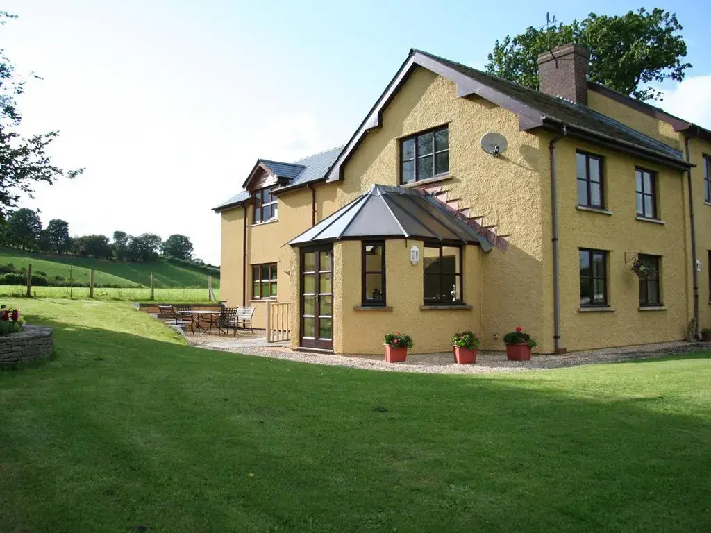 Pwllgwilym B & B