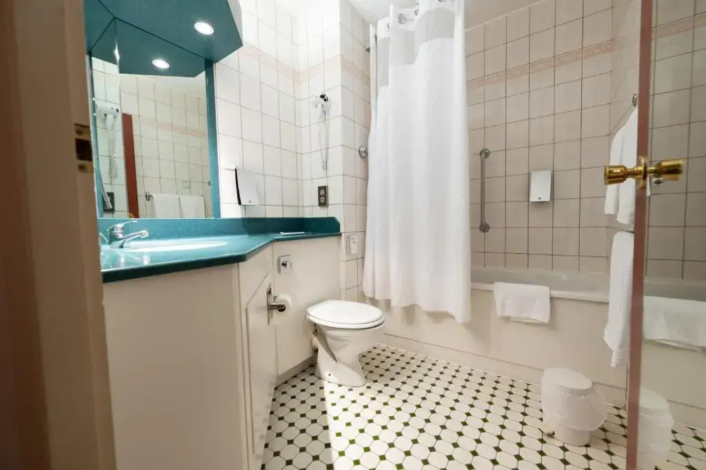 Holiday Inn Calais-Centre by IHG