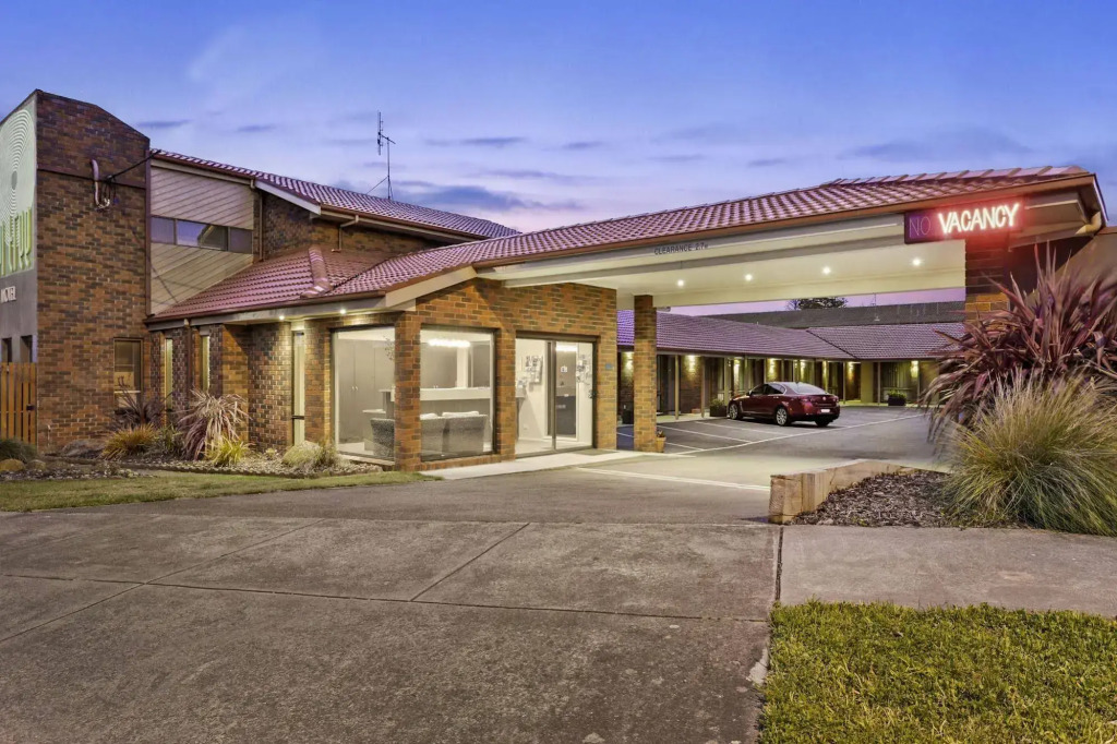 Elm Tree Motel