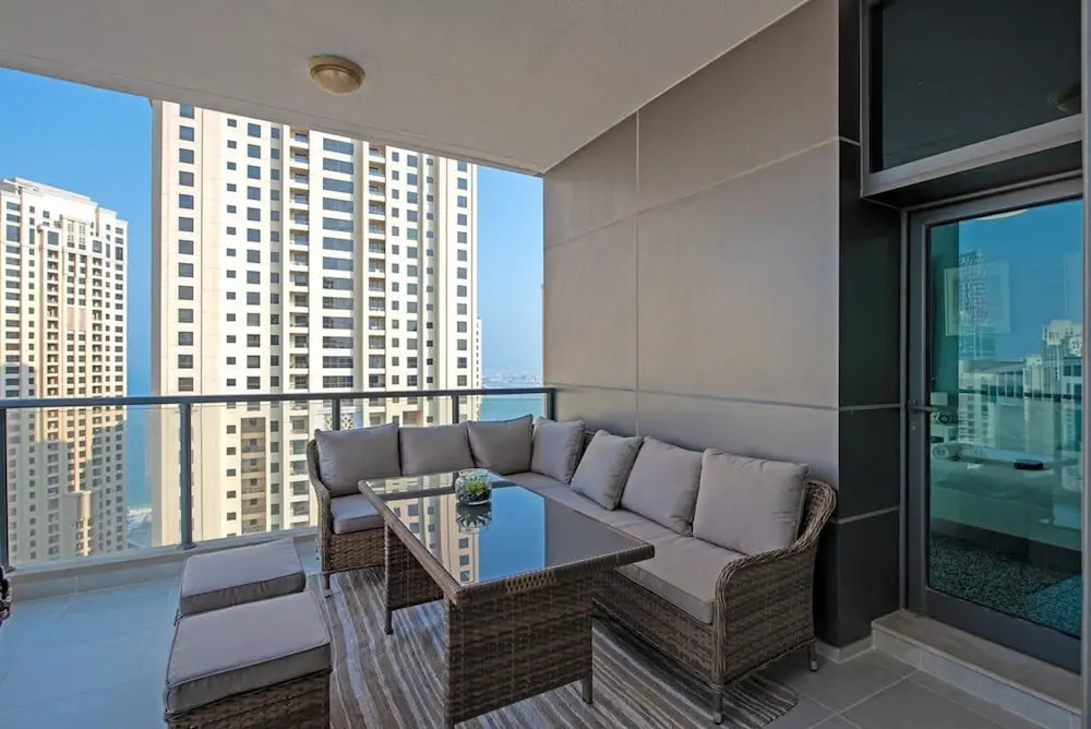 Amazing Cozy 1-bedroom Apartment Perfect for 4 in Dubai Marina