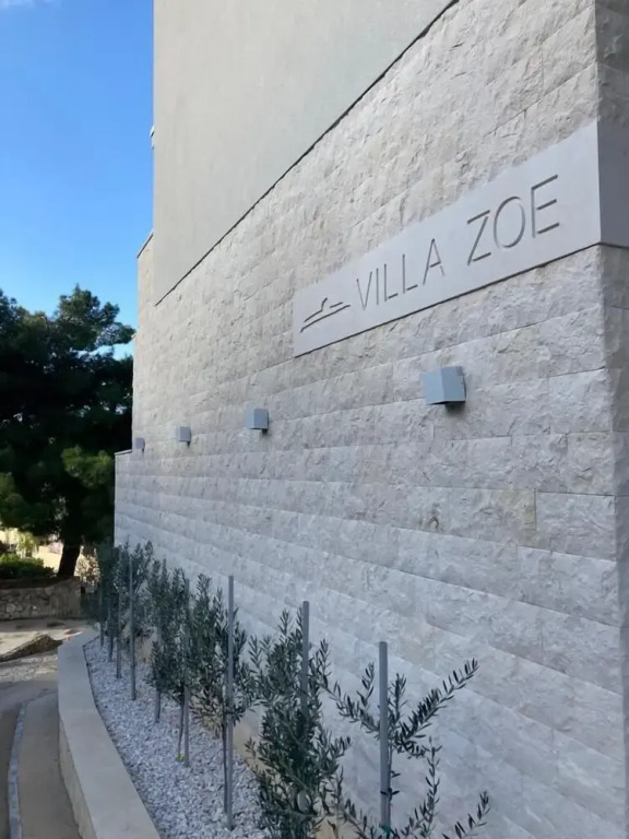 Luxury Apartments Villa Zoe Suites