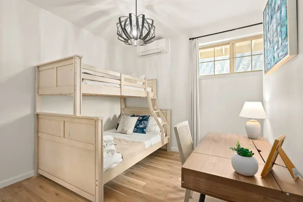 @ Marbella Lane - 2 master suites MT+Ocean Views