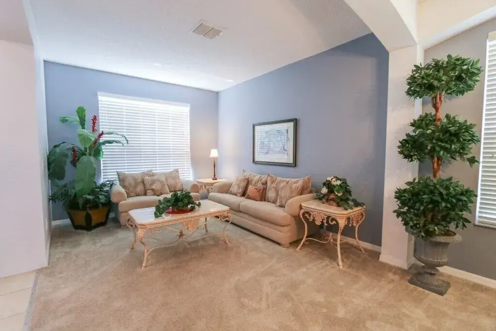 Exclusive 7 Bedroom Pool In Resort Community Condo