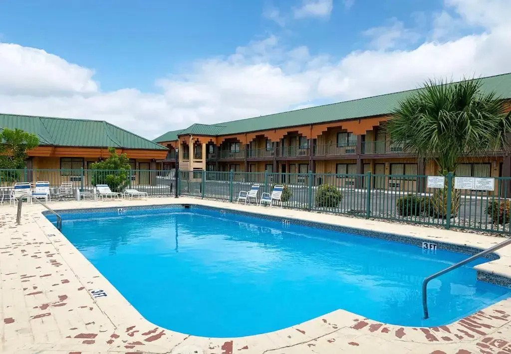 Econo Lodge Del Rio