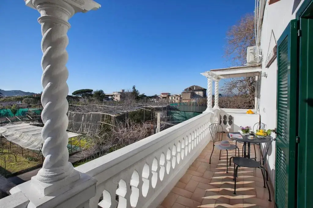 Estate4home- Villa Lina