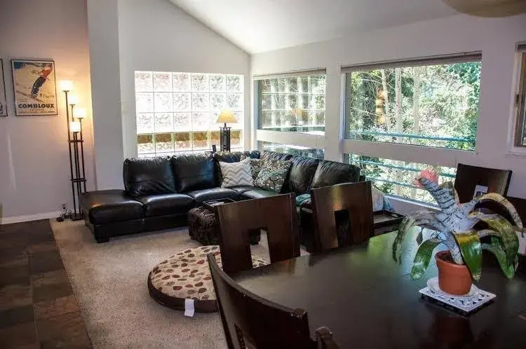 Pitkin Creek Condominiums