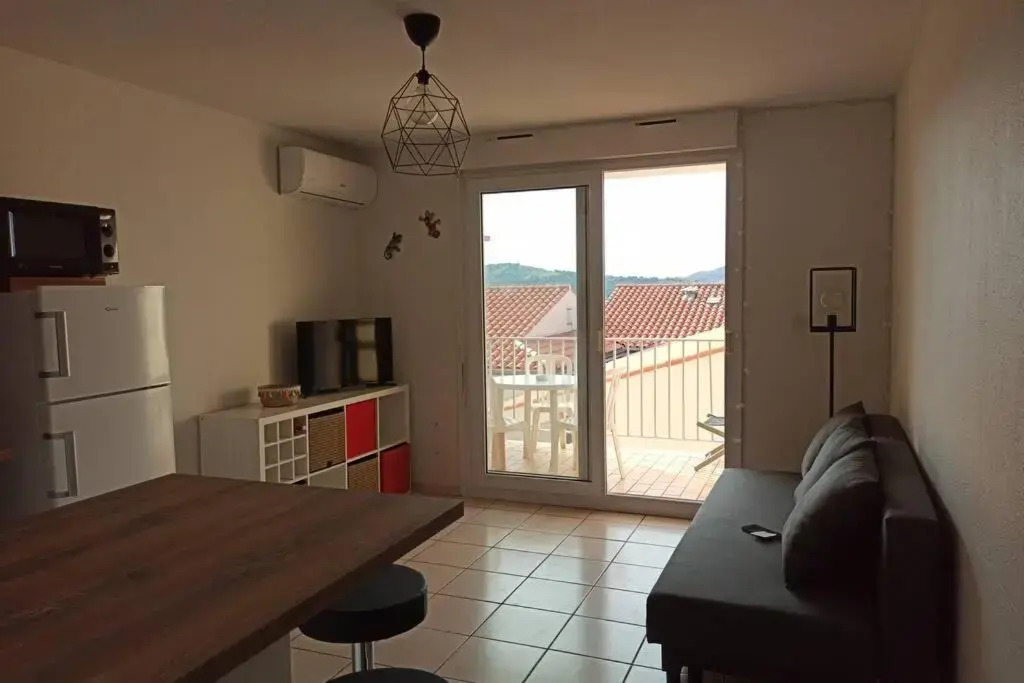 Appartement F2 proche des criques et thalasso