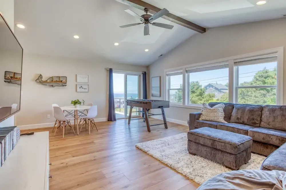 Luxurious Ocean Views and Fun Amenities - Gorgeous Beach Retreat