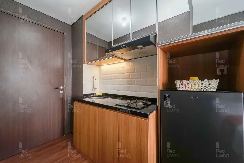 RedLiving Apartemen Transpark Juanda - Kamarku Tower Jade with Netflix