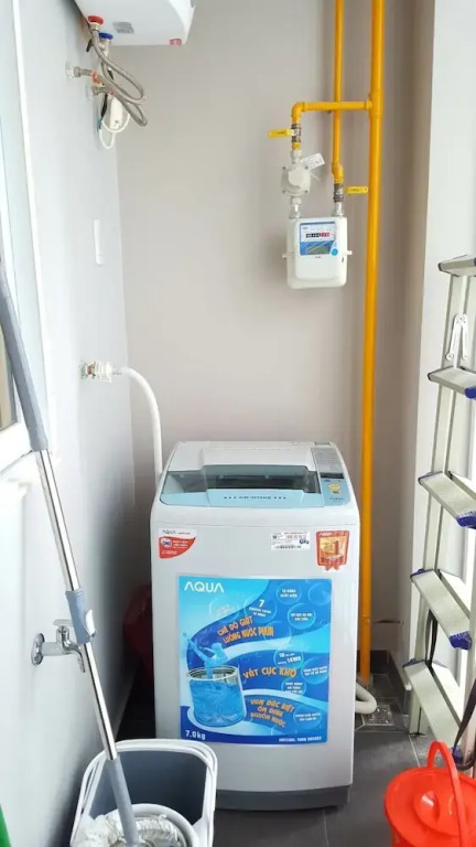 Henry Apt Expo Secc Goft SWPool F11th