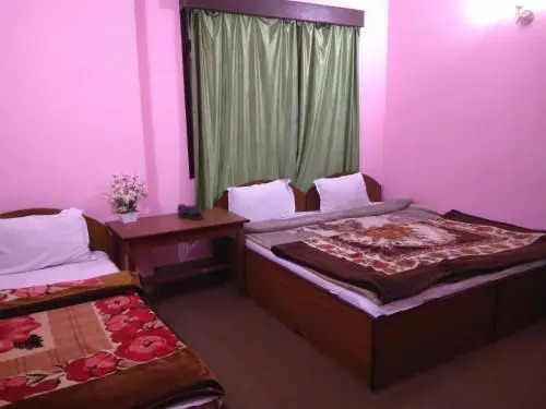 Mayel Lyang Residency