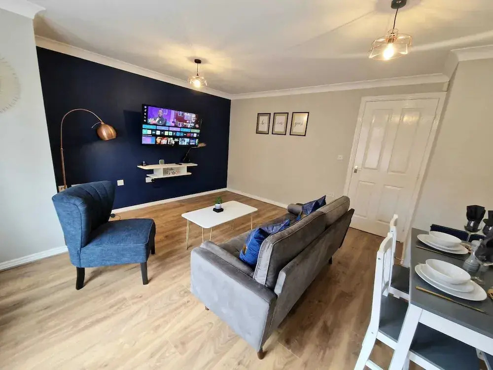 Impeccable 2-bed Apartment in Newcastle Upon Tyne