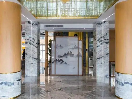 Gold Bay Business Hotel