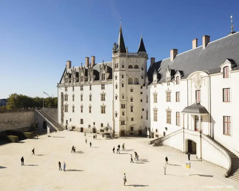 MANGIN appartement moderne et chaleureux au coeur de Nantes