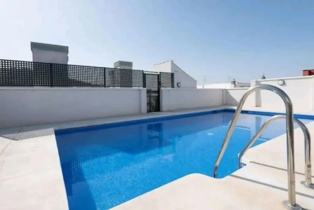 Penthouse Apartment & Pool Malaga Center