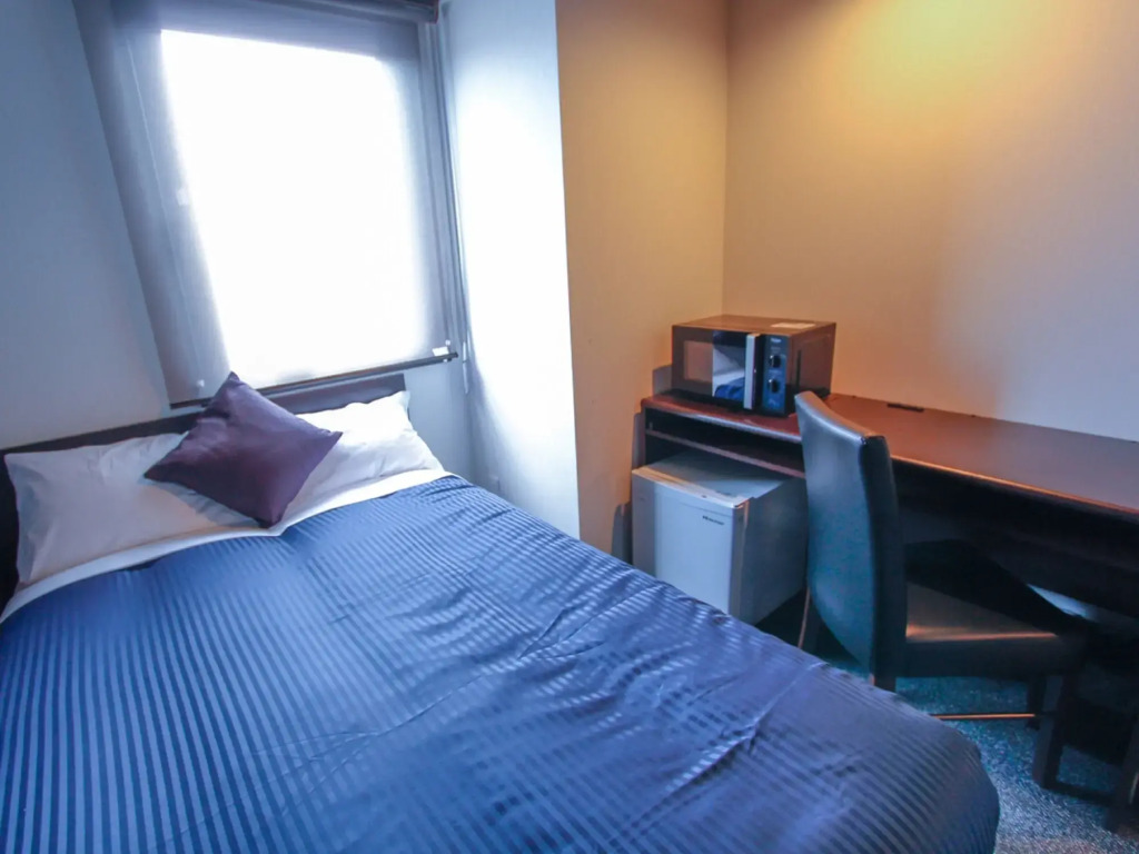 HOTEL LiVEMAX Kobe Sannomiya