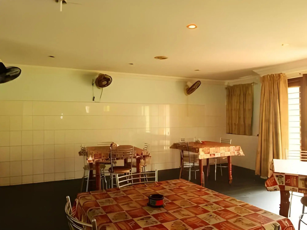 Sree Visakh Hotel