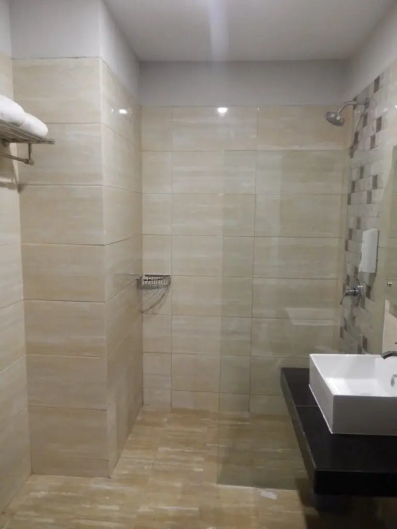 Grand Amira Hotel