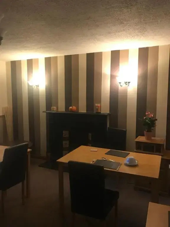 Roselodge Guest House