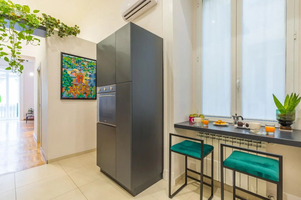 Chiatamone Design Apartment by Wonderful Italy