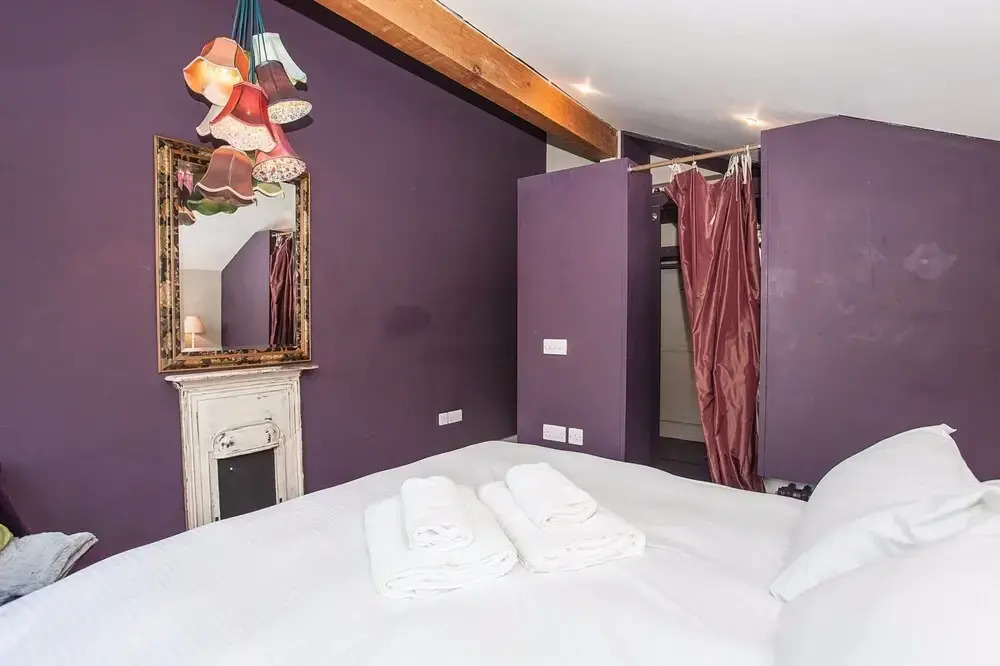 Spacious 2 Bedroom House With Garden