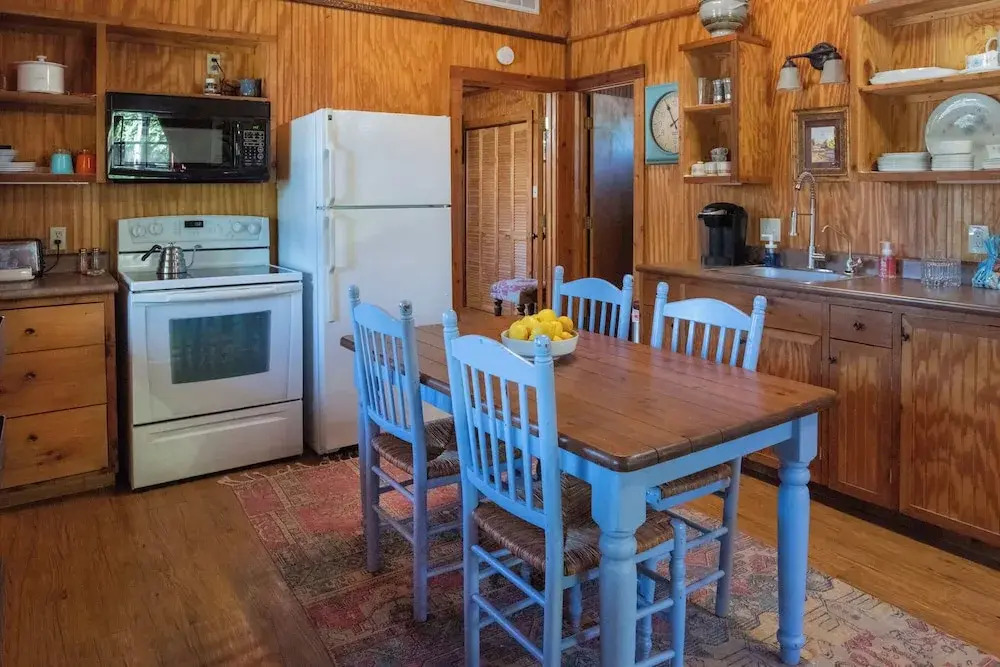 Cypress Creek Cabin Stay for 6 - Pool, Hot Tub