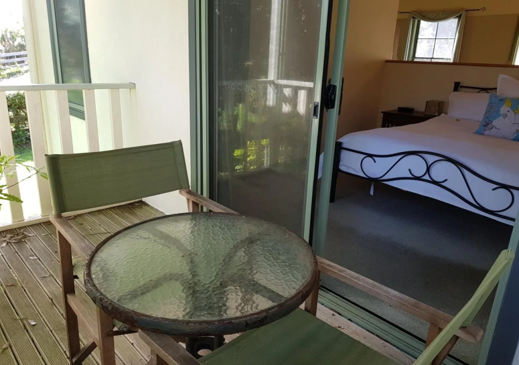 Clonmara Country House and Cottages