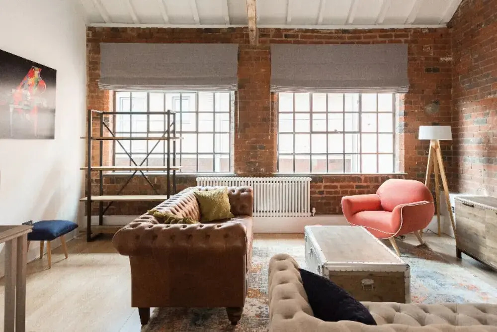 The Warehouse Loft - Trendy Converted Warehouse 3BDR