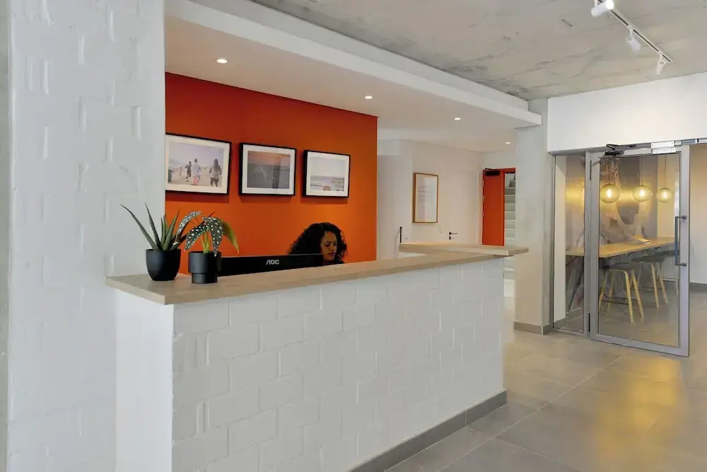 SIX on N - Fluent Serviced Apartments