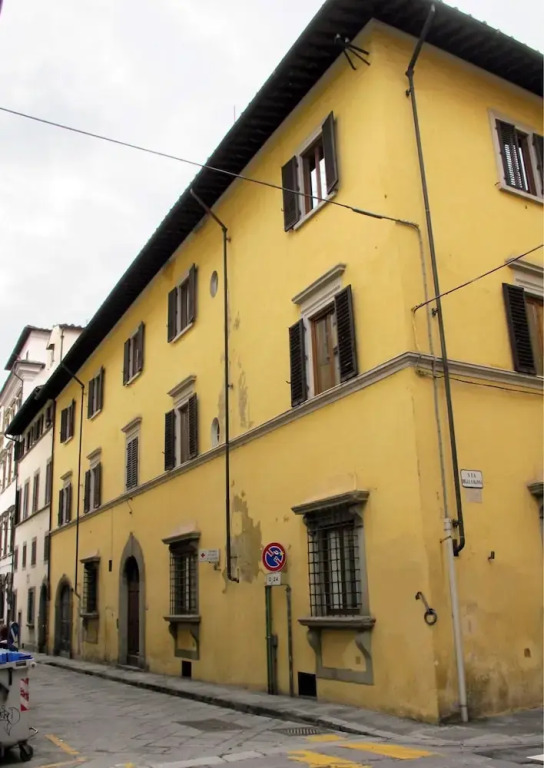 Florentine Palazzo - 4 bedrooms - Historic Center apt