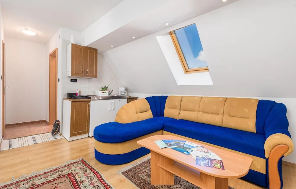 Stunning Apartment in Fuzine With Wifi and 2 Bedrooms
