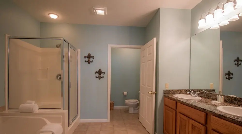 Legacy I 1303 Penthouse