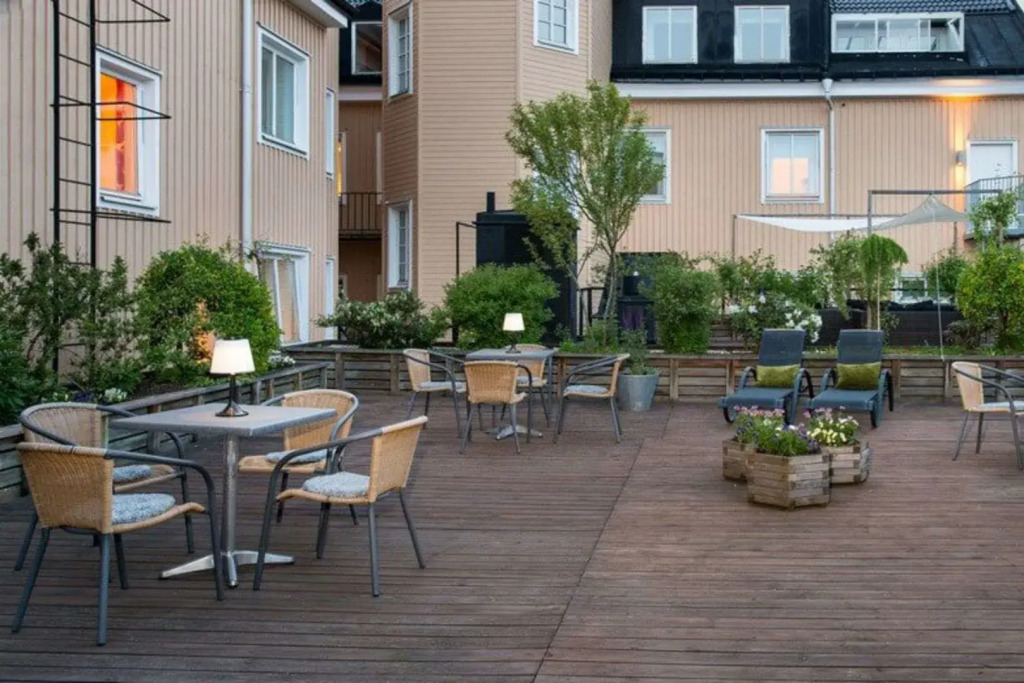 Home Hotel Cardinal