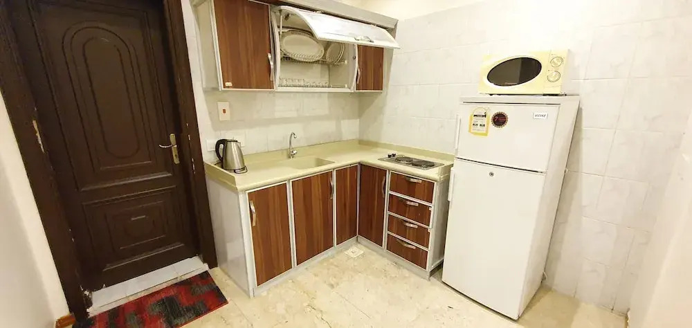 Saryet Al Hamra Hotel Apartments