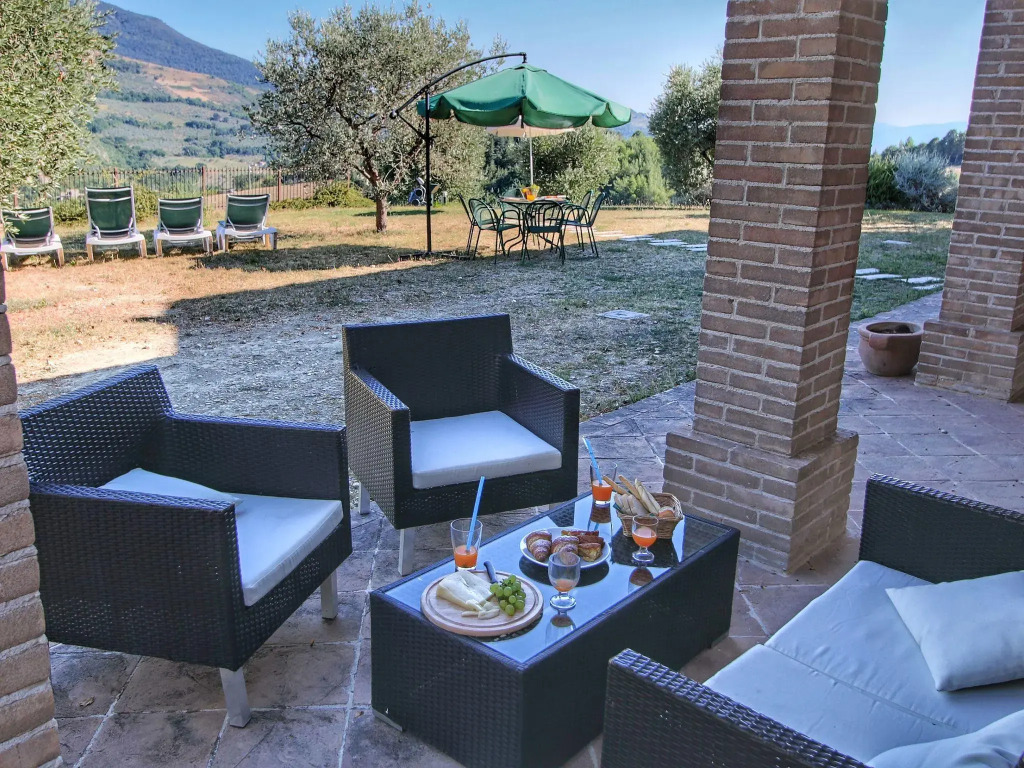 Holiday home with pool near Assisi