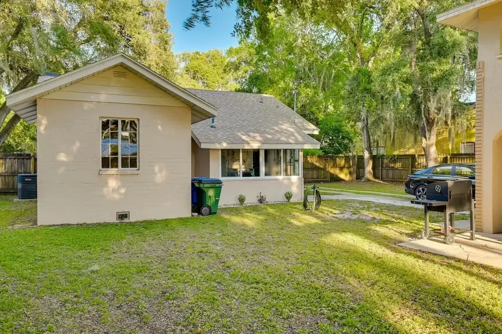 Winter Haven Abode Near Lakes & Attractions